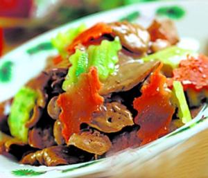 鸡肝菜肴