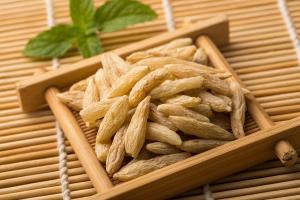 中药 麦冬 实拍