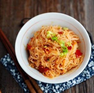 蚂蚁上树