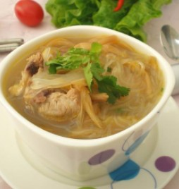 黄花菜瘦肉汤