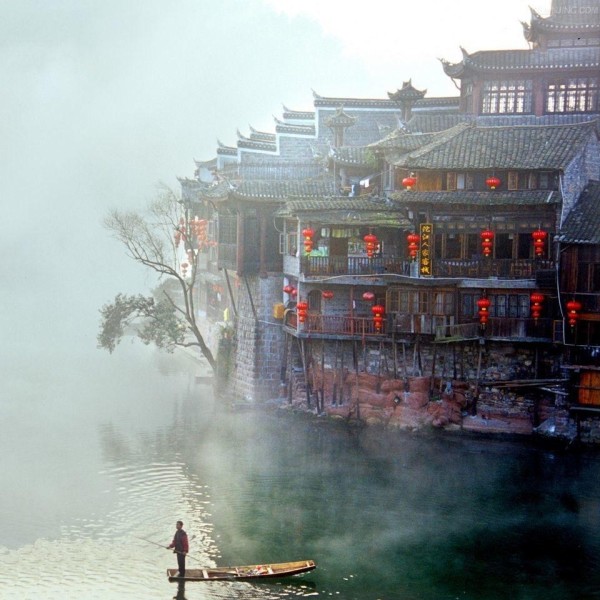 凤凰古城