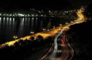 马斯喀特滨海大道夜景
