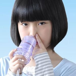 女孩鼻塞
